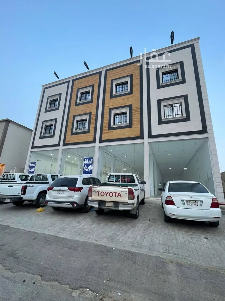 Building for Sale in Al Muzahimiyah Tuwaiq