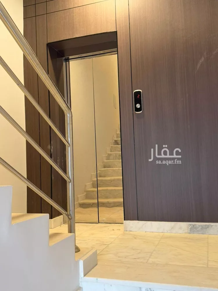 Floor for Sale in Riyadh Al Janadriyah صورة 2