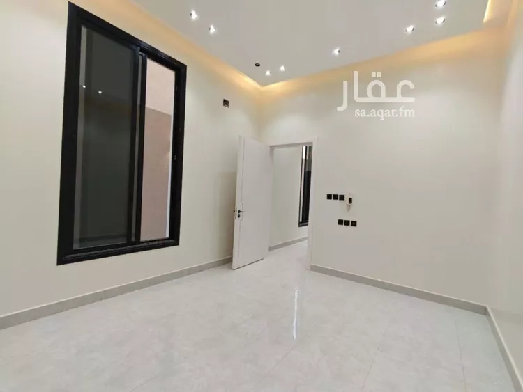 فيلا للبيع في شارع إبراهيم بن حسين, حي الرمال, مدينة الرياض, منطقة الرياض 12