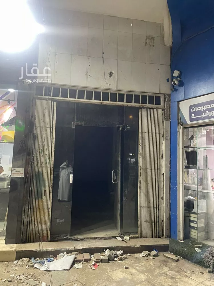محل للإيجار في شارع شريح القاضي, حي السعادة, مدينة الرياض, منطقة الرياض صورة 3