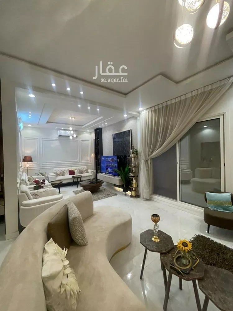 فيلا للبيع في شارع محمد بن أحمد الغزوي, حي الرمال, مدينة الرياض, منطقة الرياض صورة 4