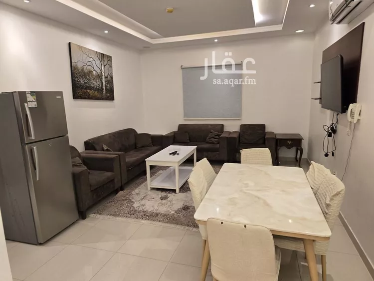 شقة للإيجار في شارع الامير مقرن بن عبدالعزيز, حي مغرزات, مدينة الرياض, منطقة الرياض صورة 3