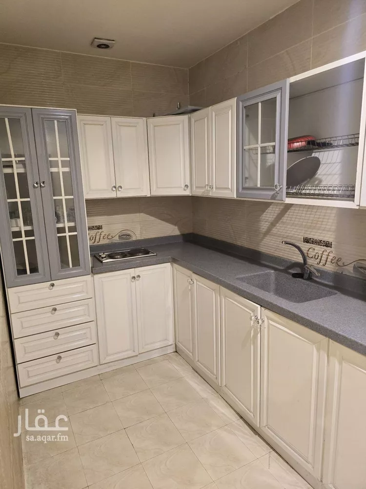 شقة للإيجار في شارع الامير مقرن بن عبدالعزيز, حي مغرزات, مدينة الرياض, منطقة الرياض صورة 5