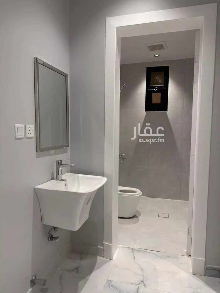 دور للبيع في شارع خديجة بنت خويلد, حي طويق, مدينة الرياض, منطقة الرياض 12