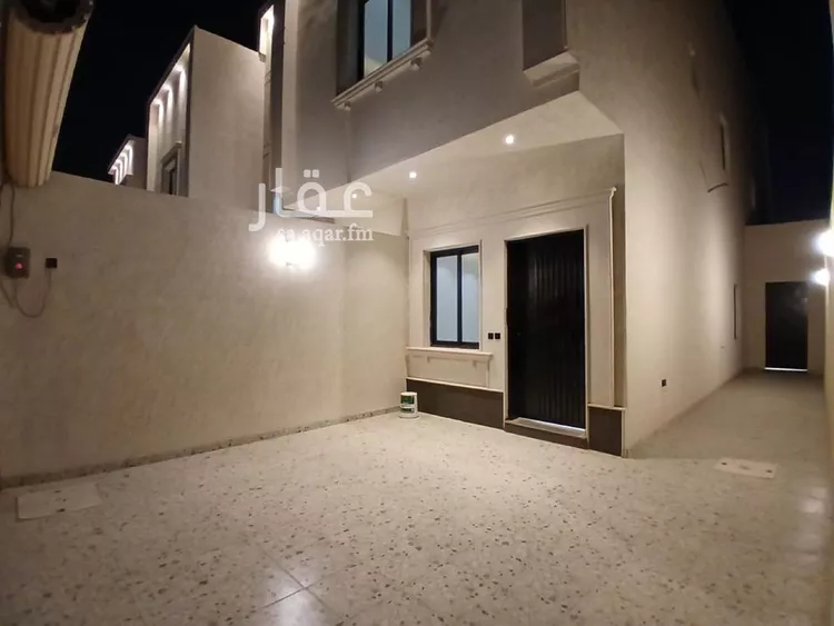 دور للبيع في شارع شيبان بن أبي شيبة, حي الرمال, مدينة الرياض, منطقة الرياض