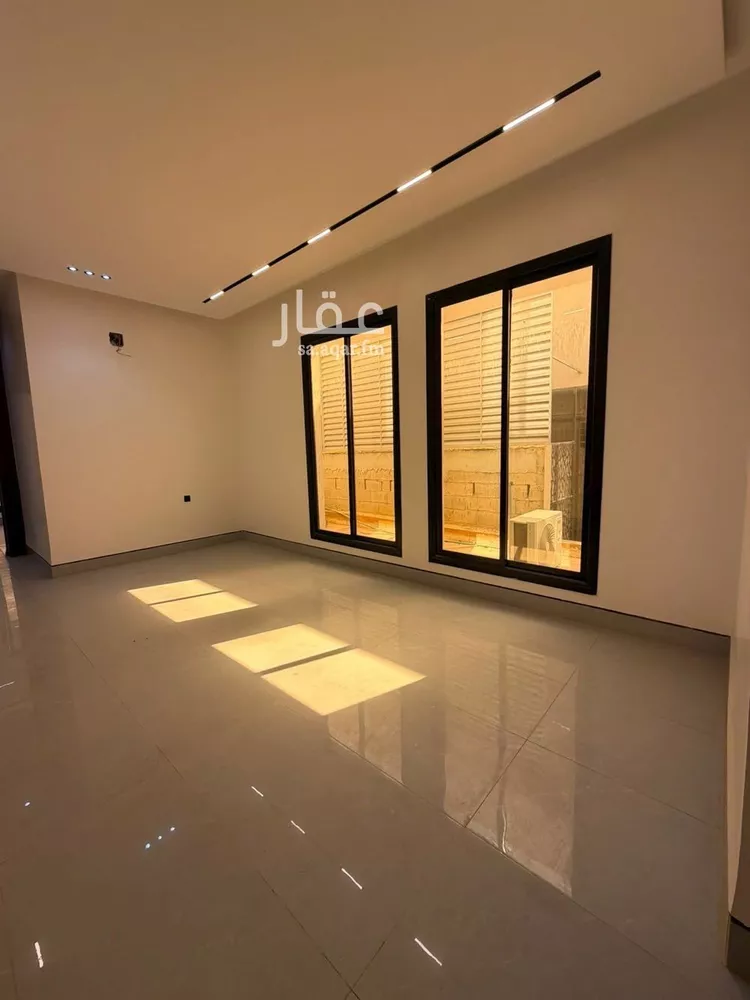 دور للبيع في شارع حمزة بن القاسم, حي الرمال, مدينة الرياض, منطقة الرياض صورة 3