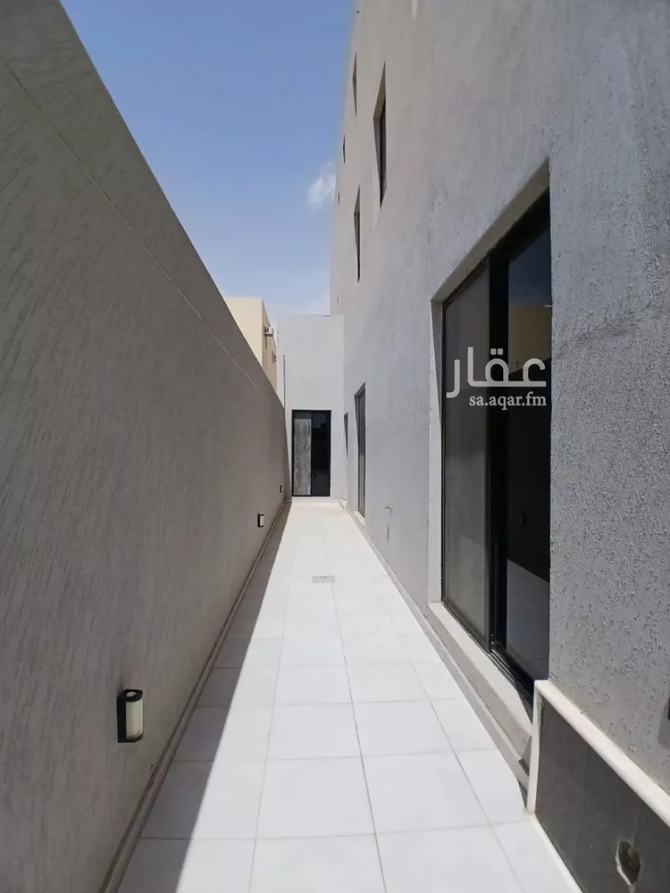 دور للبيع في شارع رقم 224, حي الجنادرية, مدينة الرياض, منطقة الرياض 12