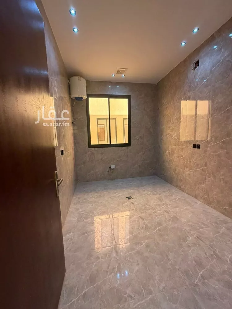 دور للبيع في شارع حمزة بن القاسم, حي الرمال, مدينة الرياض, منطقة الرياض صورة 5
