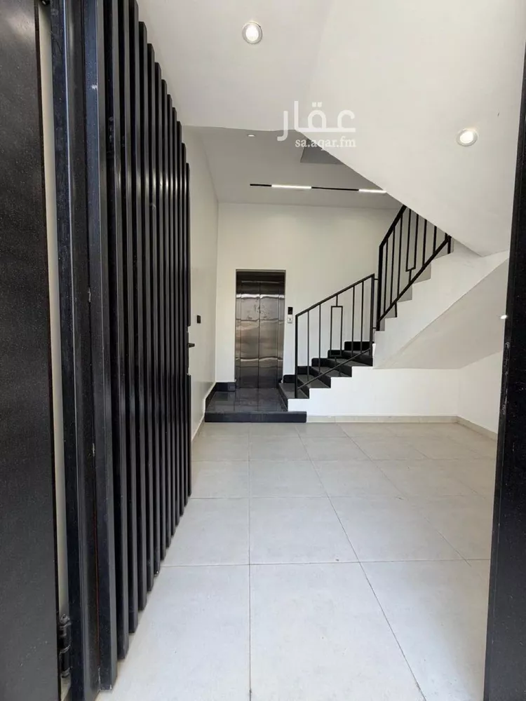 دور للبيع في شارع أبي عطاء العطاردي, حي المعيزيلة, مدينة الرياض, منطقة الرياض صورة 5