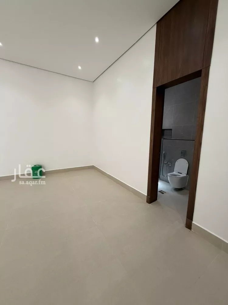 دور للبيع في شارع أحمد بن داود المالكي, حي المعيزيلة, مدينة الرياض, منطقة الرياض صورة 5