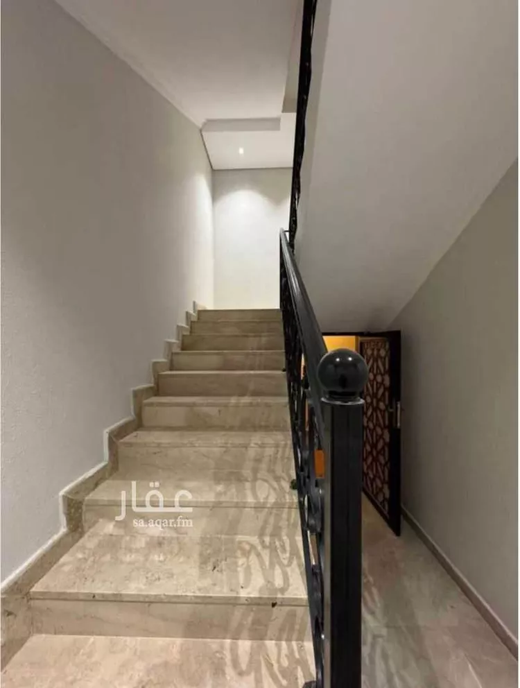 Villa for Sale in Riyadh Ishbiliyah ุตูุฑุฉ 5