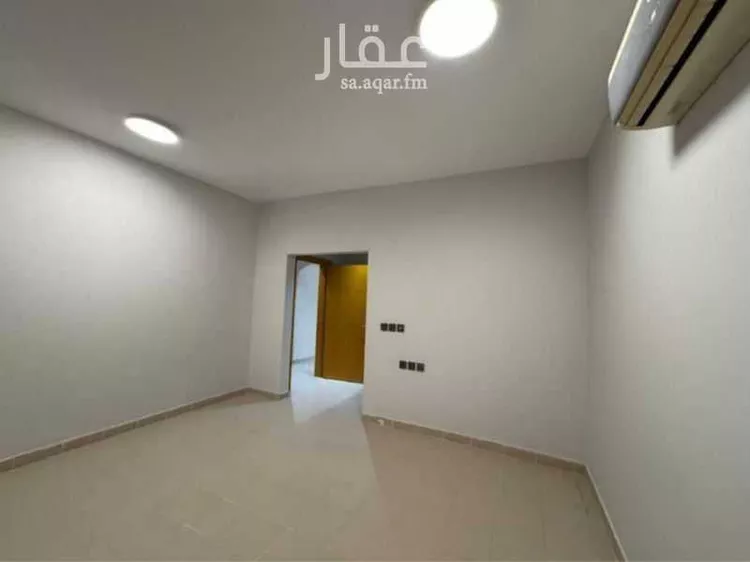 Villa for Sale in Riyadh Ishbiliyah ุตูุฑุฉ 3