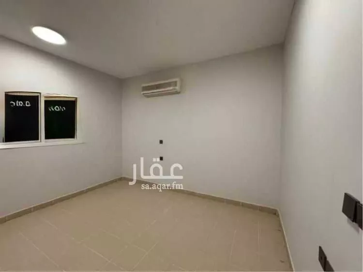 فيلا للبيع في شارع محمد بن البناء, حي إشبيلية, مدينة الرياض, منطقة الرياض 8