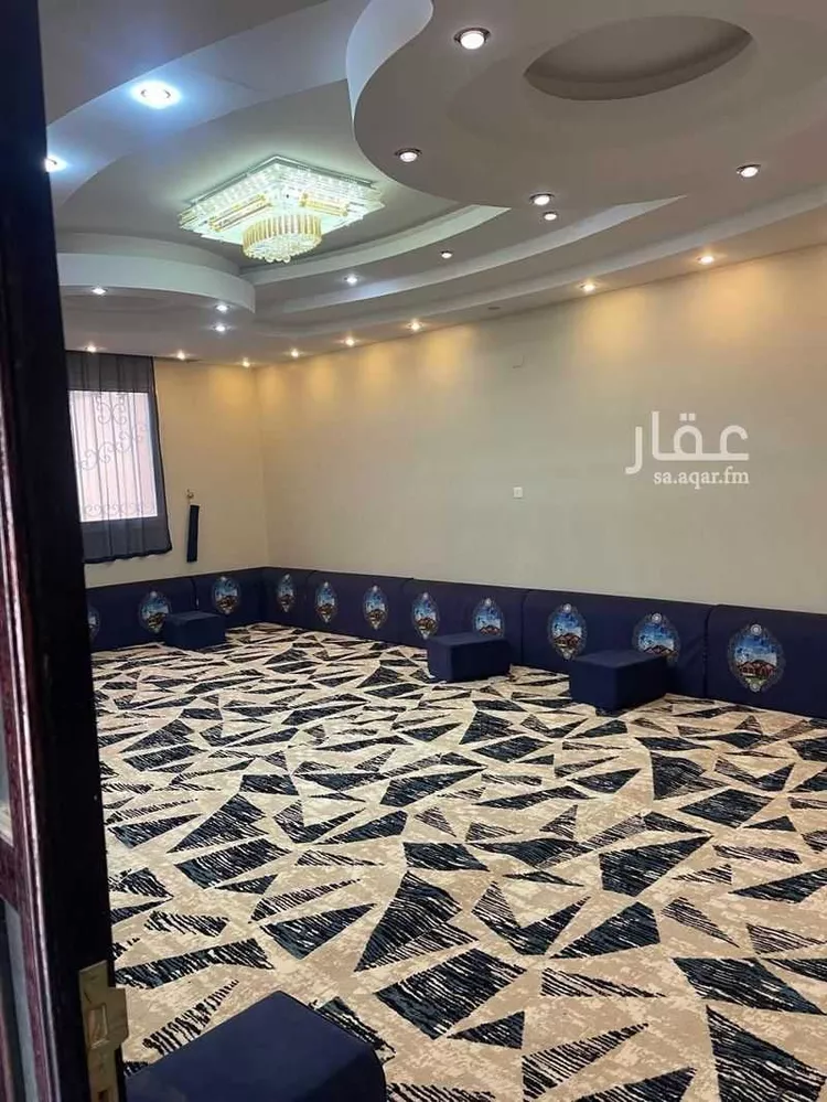 عمارة للبيع في شارع الخطاف, حي المروج الغربي, مدينة عرعر, منطقة الحدود الشماليه صورة 5