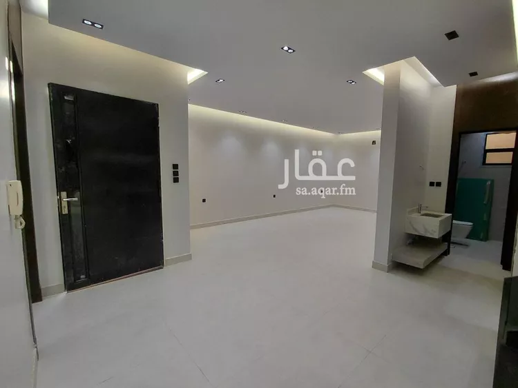 فيلا للبيع في شارع محمد بن لبابة, حي الرمال, مدينة الرياض, منطقة الرياض صورة 4