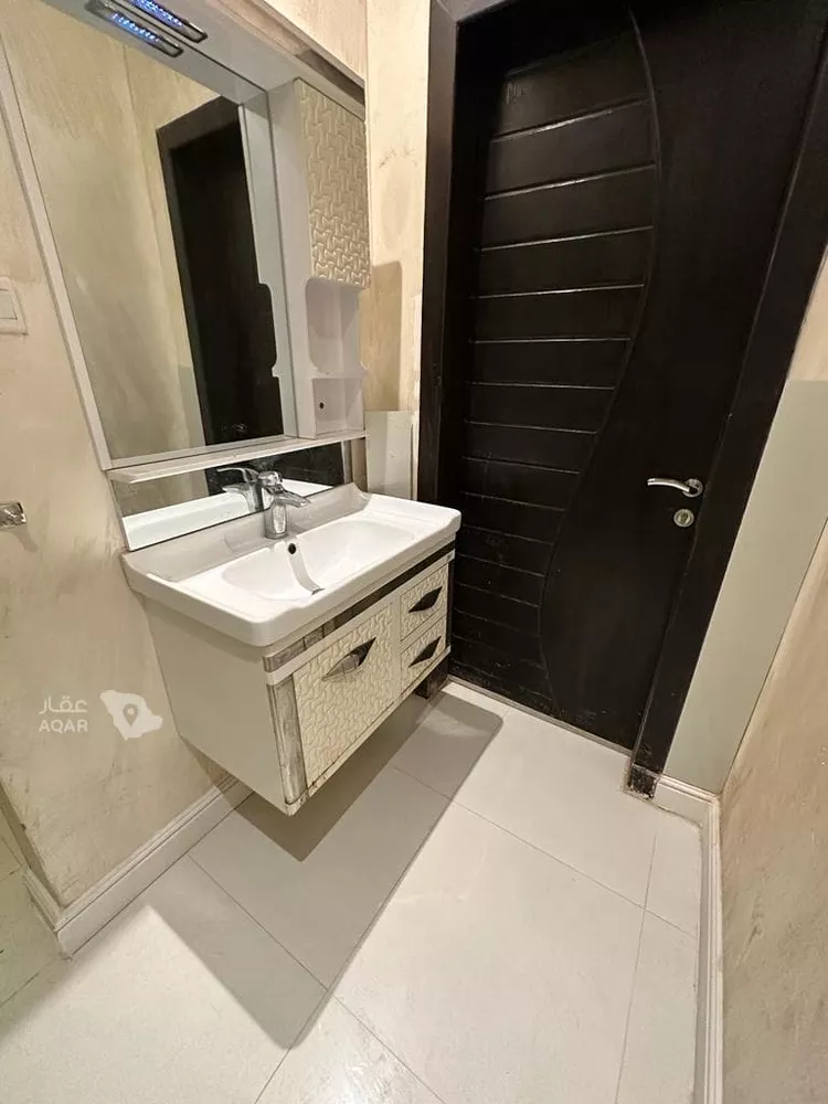 شقة للإيجار في شارع ثقيف, حي ظهرة لبن, مدينة الرياض, منطقة الرياض 2