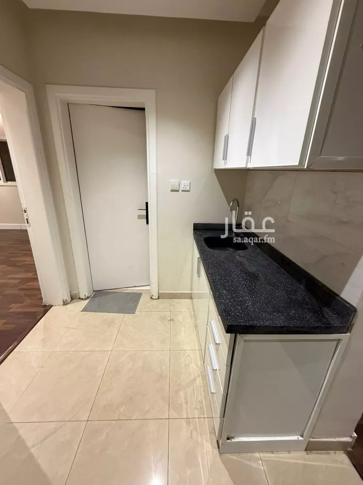 شقة للإيجار في شارع عبدالله بن سيف, حي العقيق, مدينة الرياض, منطقة الرياض صورة 5