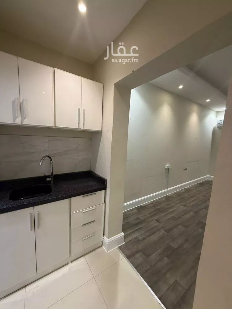 شقة للإيجار في شارع عبدالله بن سيف, حي العقيق, مدينة الرياض, منطقة الرياض صورة 3