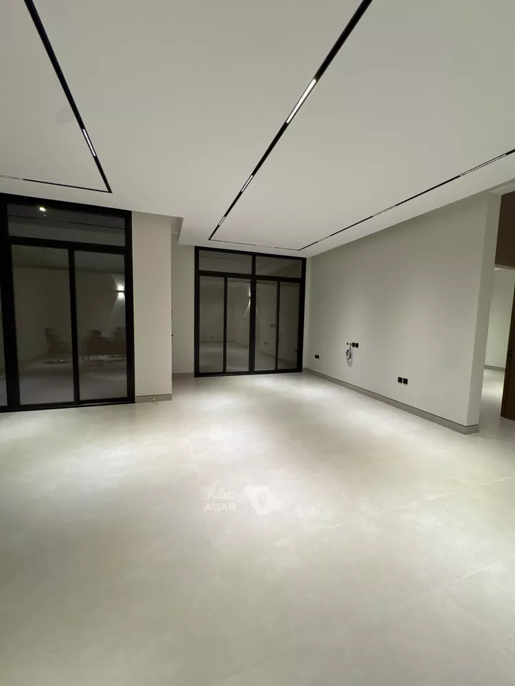 Floor for Sale in Riyadh An Narjis 4