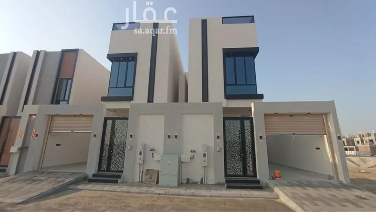 فيلا للبيع في شارع الشرق, حي الأمواج, مدينة الخبر, المنطقة الشرقية