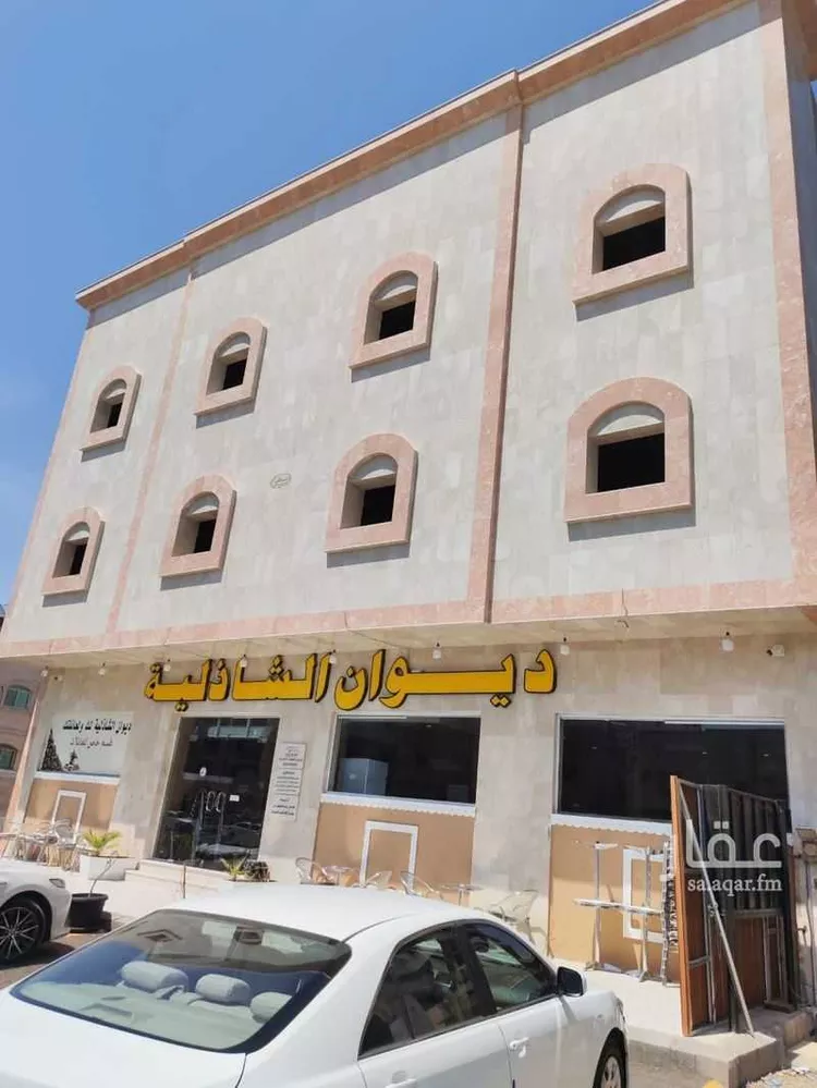 عمارة للإيجار في شارع الامير مقرن بن عبدالعزيز ، حي شظاة ، المدينة المنورة ، منطقة المدينة المنورة