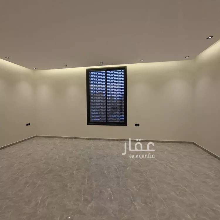 فيلا للبيع في شارع العشيرة, حي إشبيلية, مدينة الرياض, منطقة الرياض 8