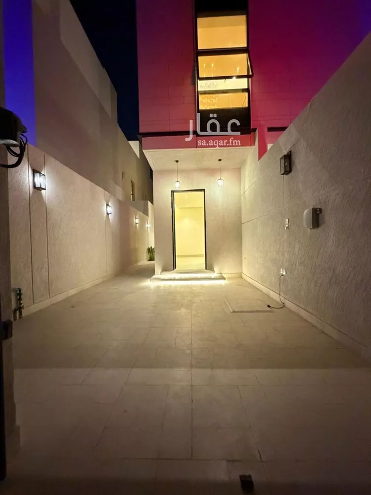 دور للبيع في شارع حسن سعيد المخرج, حي المعيزيلة, مدينة الرياض, منطقة الرياض