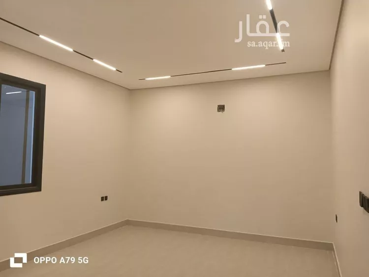 دور للبيع في شارع العجمة, حي الرمال, مدينة الرياض, منطقة الرياض صورة 5