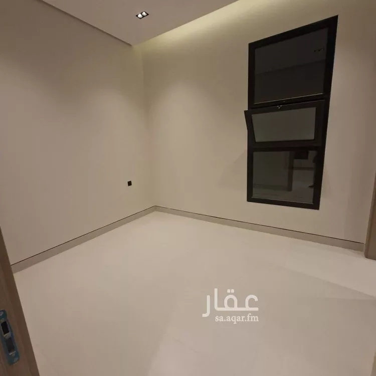 فيلا للبيع في شارع خليج تونس, حي المعيزيلة, مدينة الرياض, منطقة الرياض صورة 2