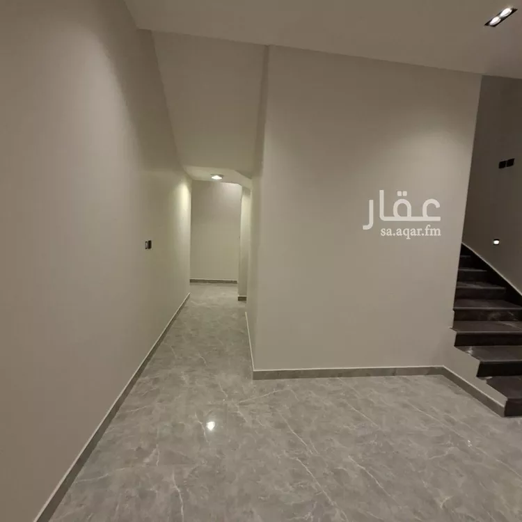 فيلا للبيع في شارع يوسف السرخسي, حي الملك فيصل, مدينة الرياض, منطقة الرياض صورة 3