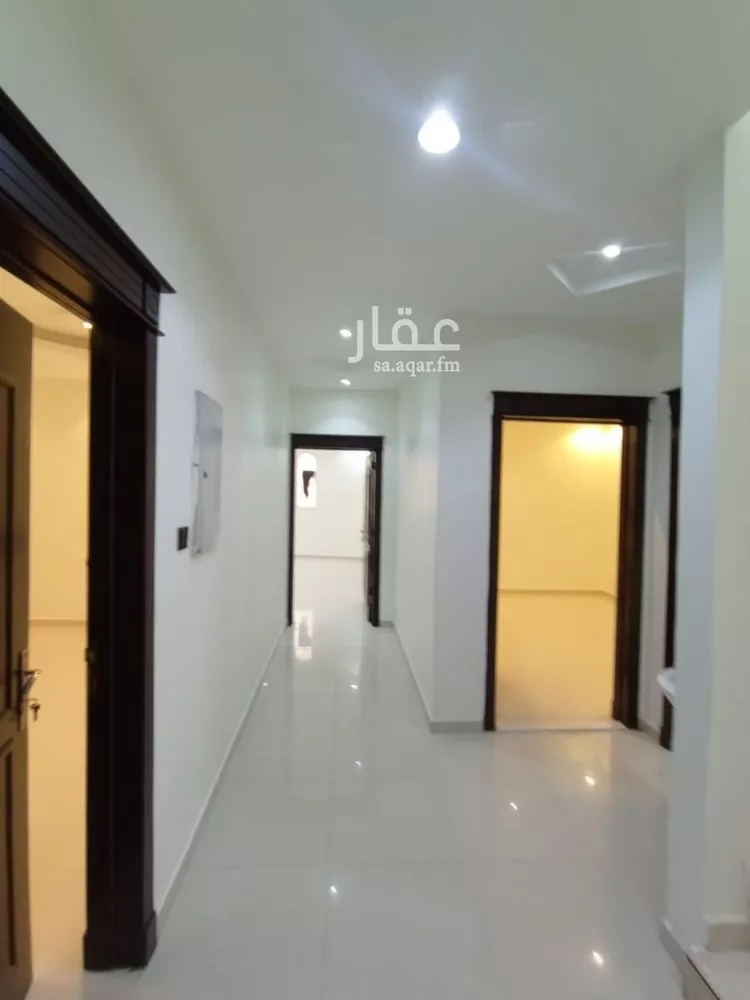 فيلا للبيع في شارع إسماعيل الوثابي, حي الرمال, مدينة الرياض, منطقة الرياض صورة 3