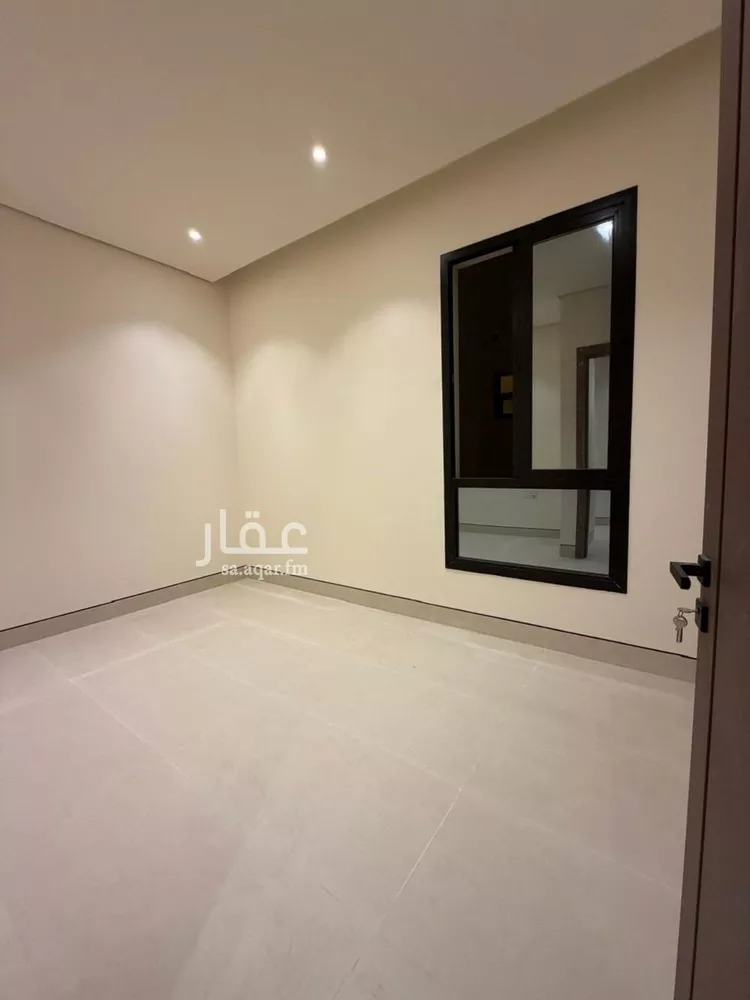 دور للبيع في شارع حسن سعيد المخرج, حي المعيزيلة, مدينة الرياض, منطقة الرياض صورة 3