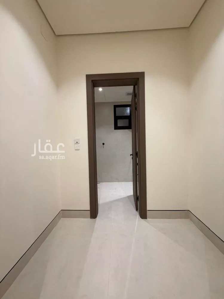 شقة للبيع في شارع السلطان قابوس بن سعيد, حي المعيزيلة, مدينة الرياض, منطقة الرياض 8