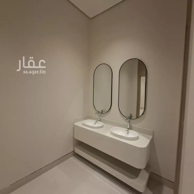 فيلا للبيع في شارع خليج تونس, حي المعيزيلة, مدينة الرياض, منطقة الرياض صورة 4