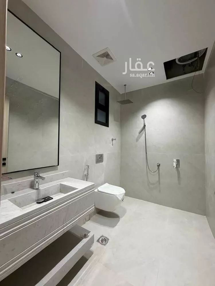 فيلا للبيع في شارع الحكم ابن مينا ابن الانصاري, حي سكة الحديد, مدينة المدينة المنورة, منطقة المدينة المنورة 9