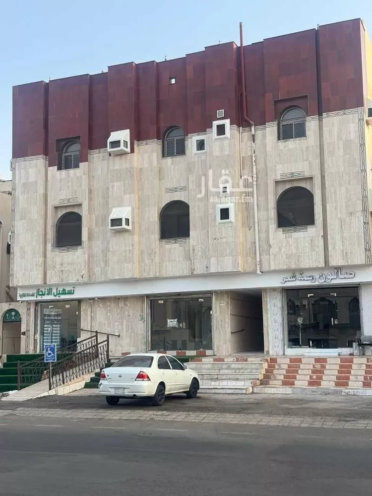 عمارة للبيع في شارع الحسن ابن سعد, حي حرة الوبرة, مدينة المدينه المنوره, منطقة المدينة المنورة