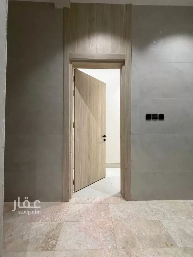 فيلا للبيع في شارع الحكم ابن مينا ابن الانصاري, حي سكة الحديد, مدينة المدينة المنورة, منطقة المدينة المنورة 16