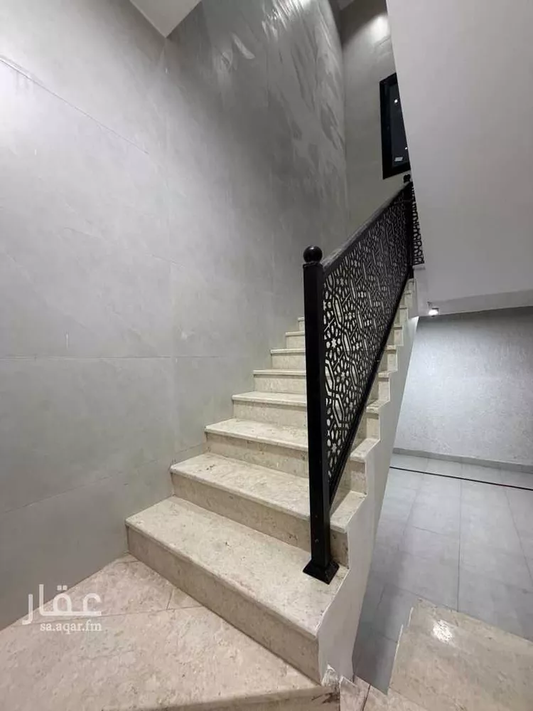 فيلا للبيع في شارع الحكم ابن مينا ابن الانصاري, حي سكة الحديد, مدينة المدينة المنورة, منطقة المدينة المنورة 14