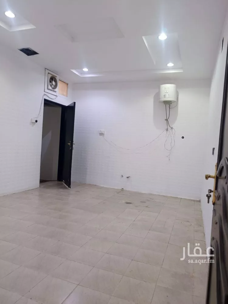 فيلا للإيجار في شارع ابن الكوفي, حي الرمال, مدينة الرياض, منطقة الرياض صورة 5