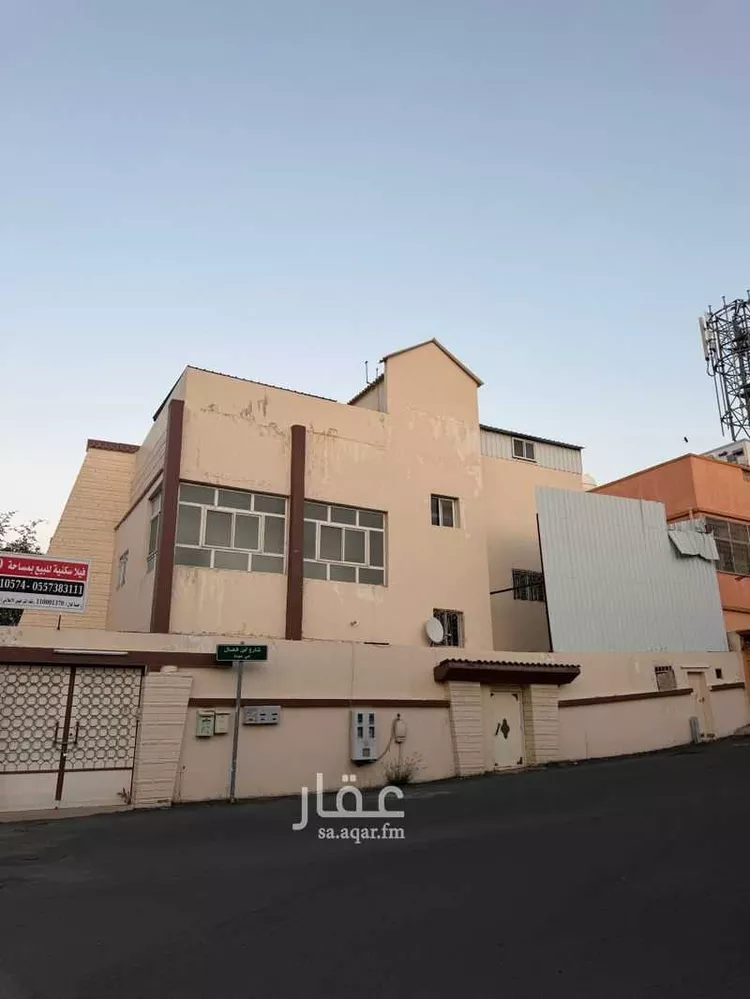 فيلا للبيع في شارع ابراهيم النهرواني, حي أم العراد, مدينة الطائف, منطقة مكة المكرمة