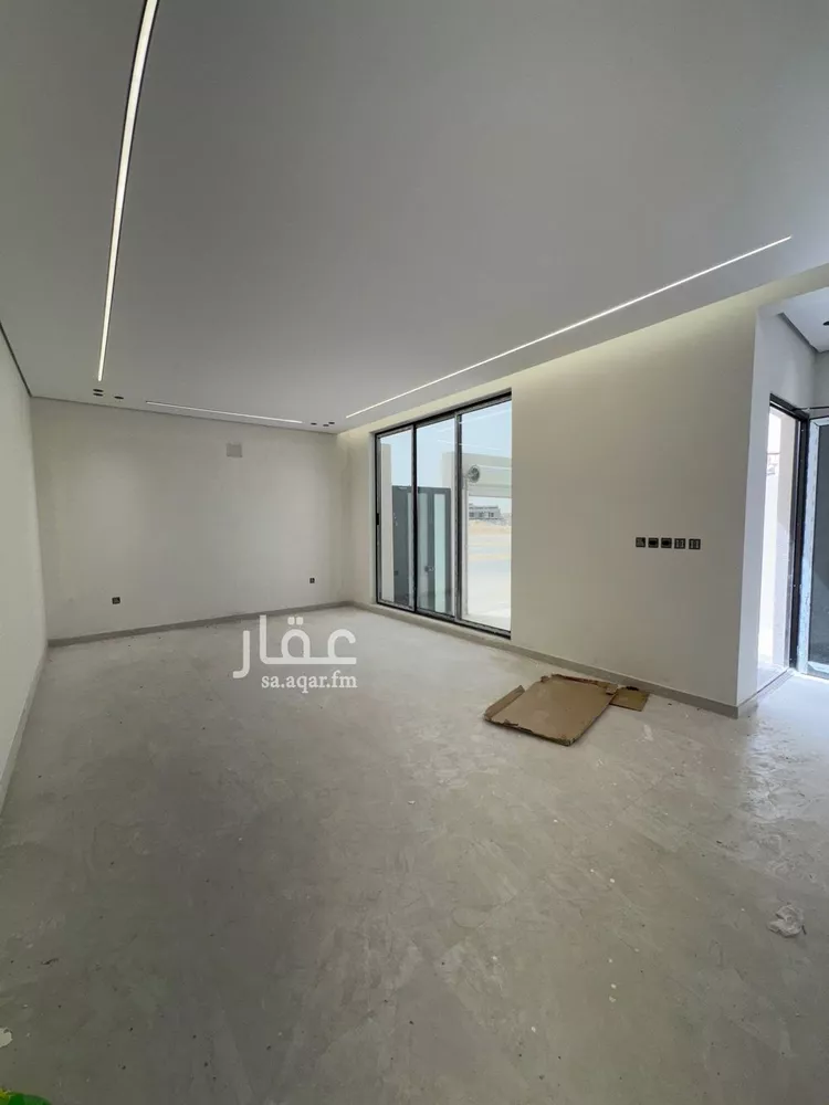 فيلا للبيع في شارع الملك خالد ابن عبدالعزيز, حي ضاحية الملك فهد, مدينة الدمام, المنطقة الشرقية صورة 2