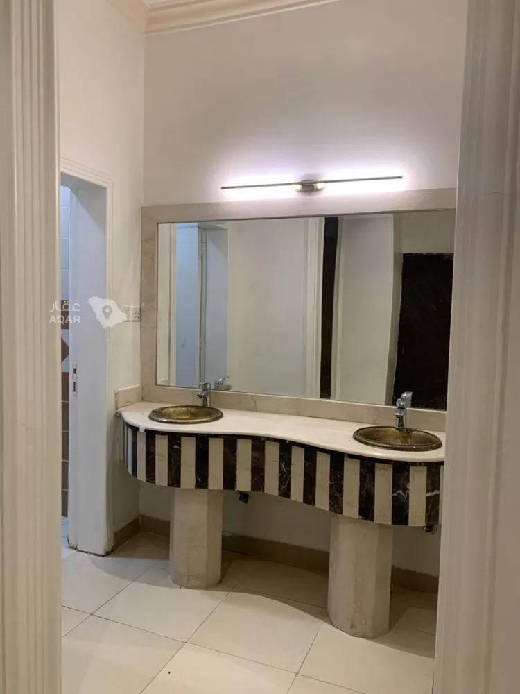 Floor for Rent in Riyadh Al Khaleej صورة 3