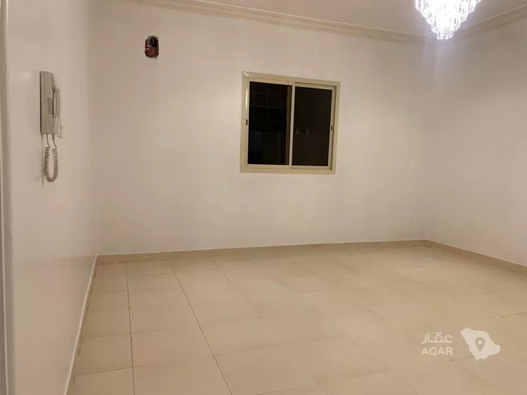 Floor for Rent in Riyadh Al Khaleej 8