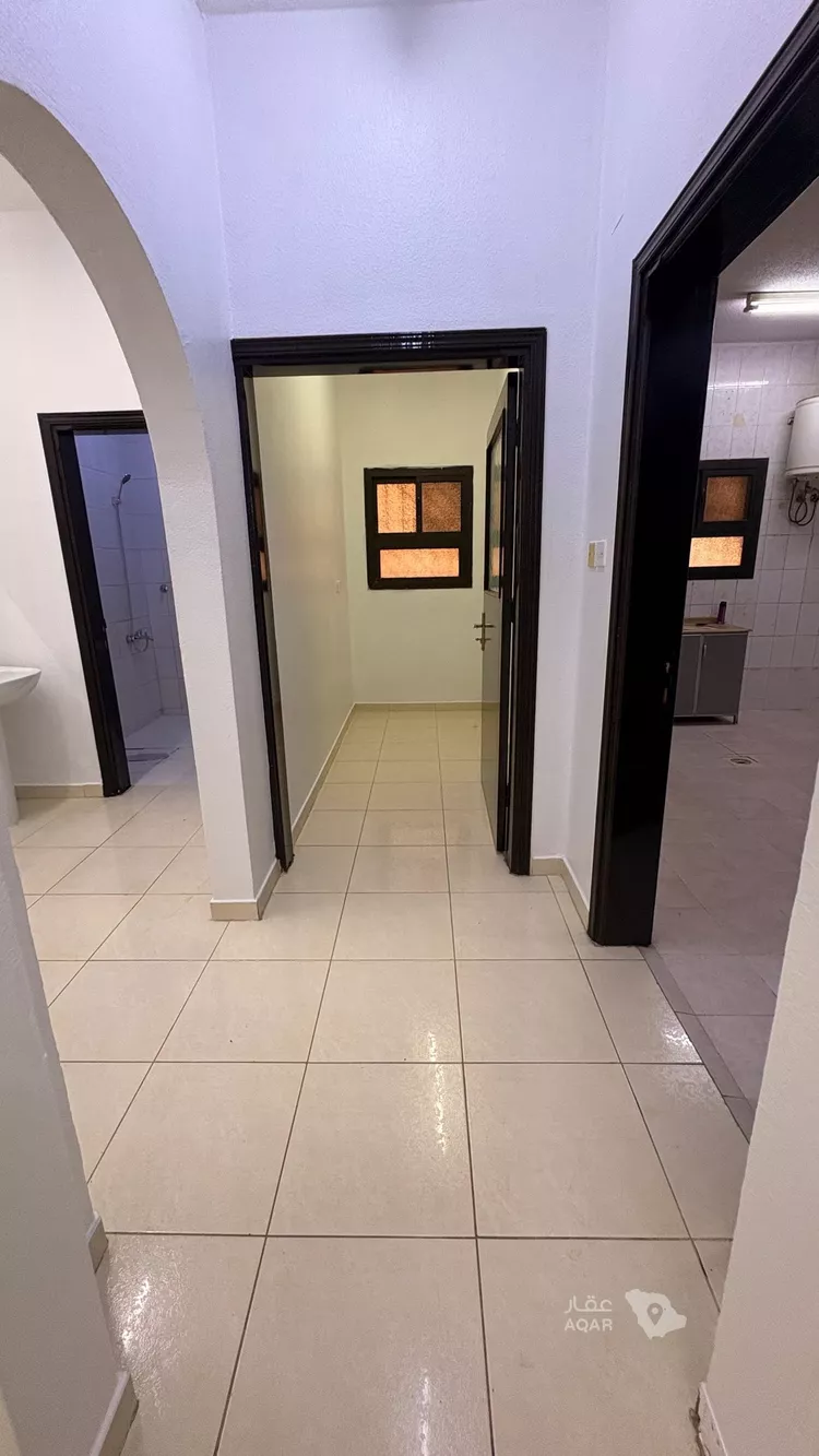 Floor for Rent in Riyadh Al Khaleej 13