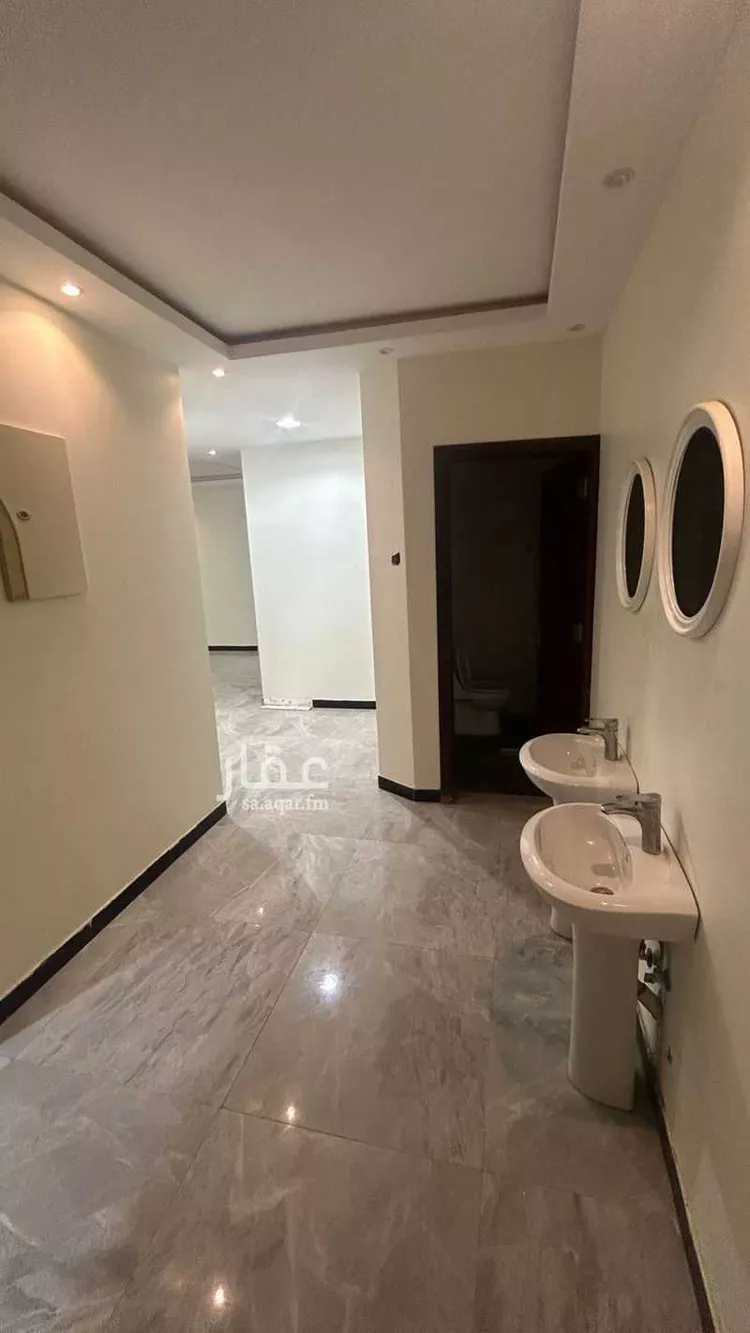 شقة للإيجار في شارع عبدالعزيز الربيعه, حي عكاظ, مدينة الرياض, منطقة الرياض صورة 3