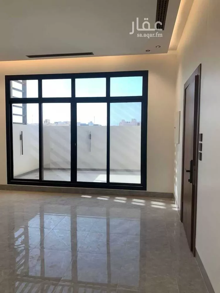 دور للإيجار في شارع رقم 384, حي الملقا, مدينة الرياض, منطقة الرياض 1 صورة