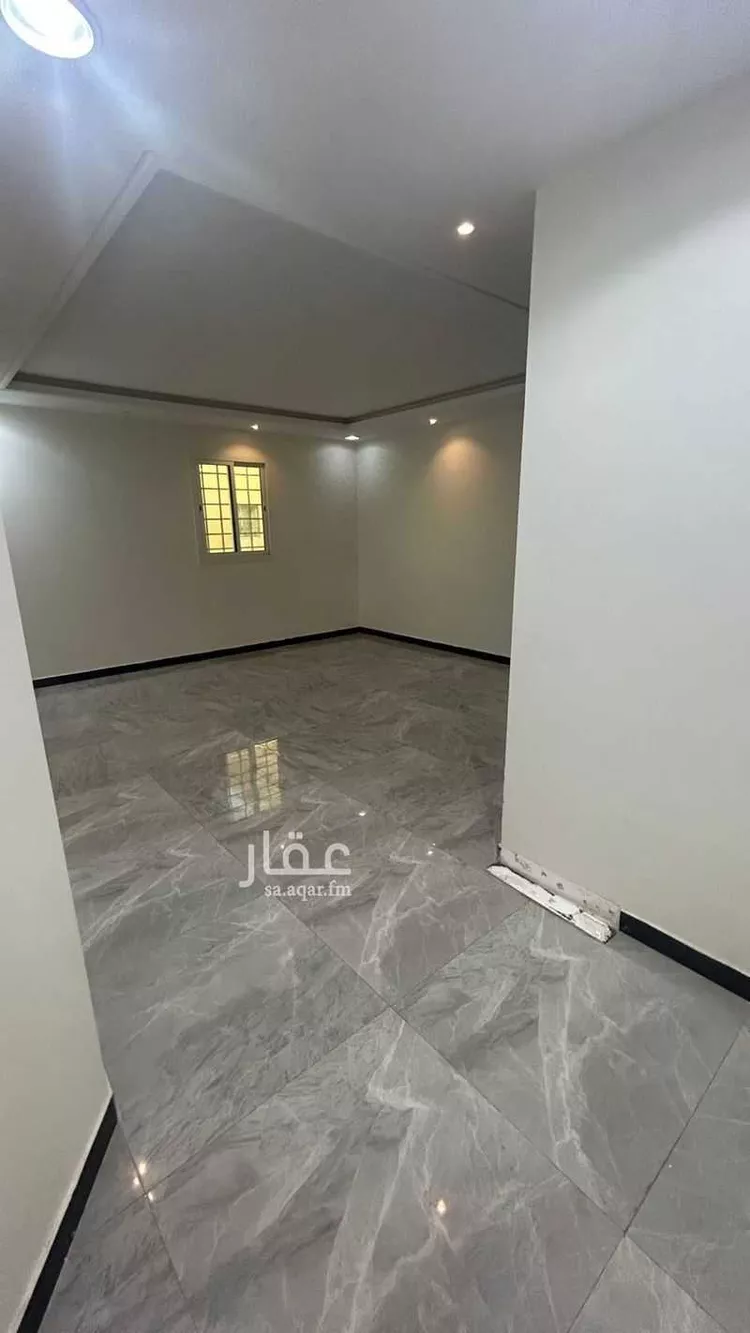 شقة للإيجار في شارع عبدالعزيز الربيعه, حي عكاظ, مدينة الرياض, منطقة الرياض