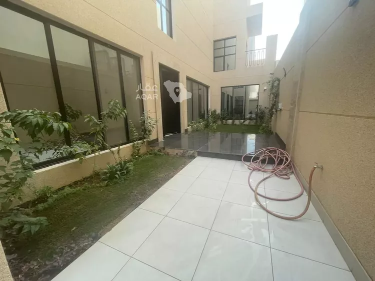 فيلا للبيع في شارع بقي بن محمد, حي القيروان, مدينة الرياض, منطقة الرياض