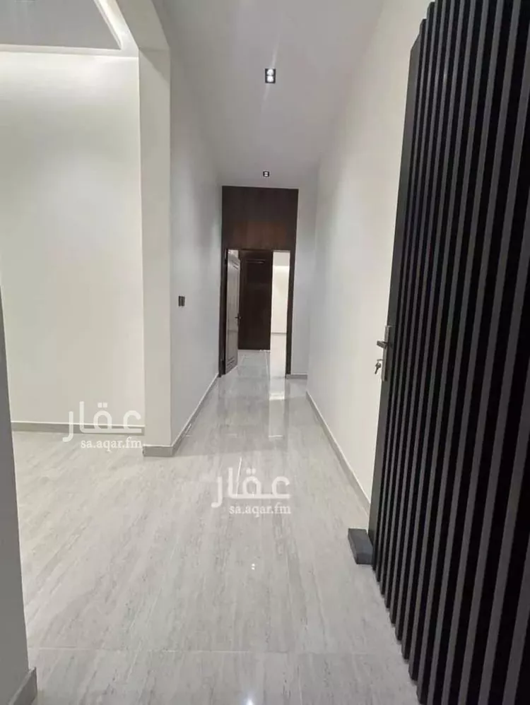 Floor for Sale in Riyadh Al Maizilah 7
