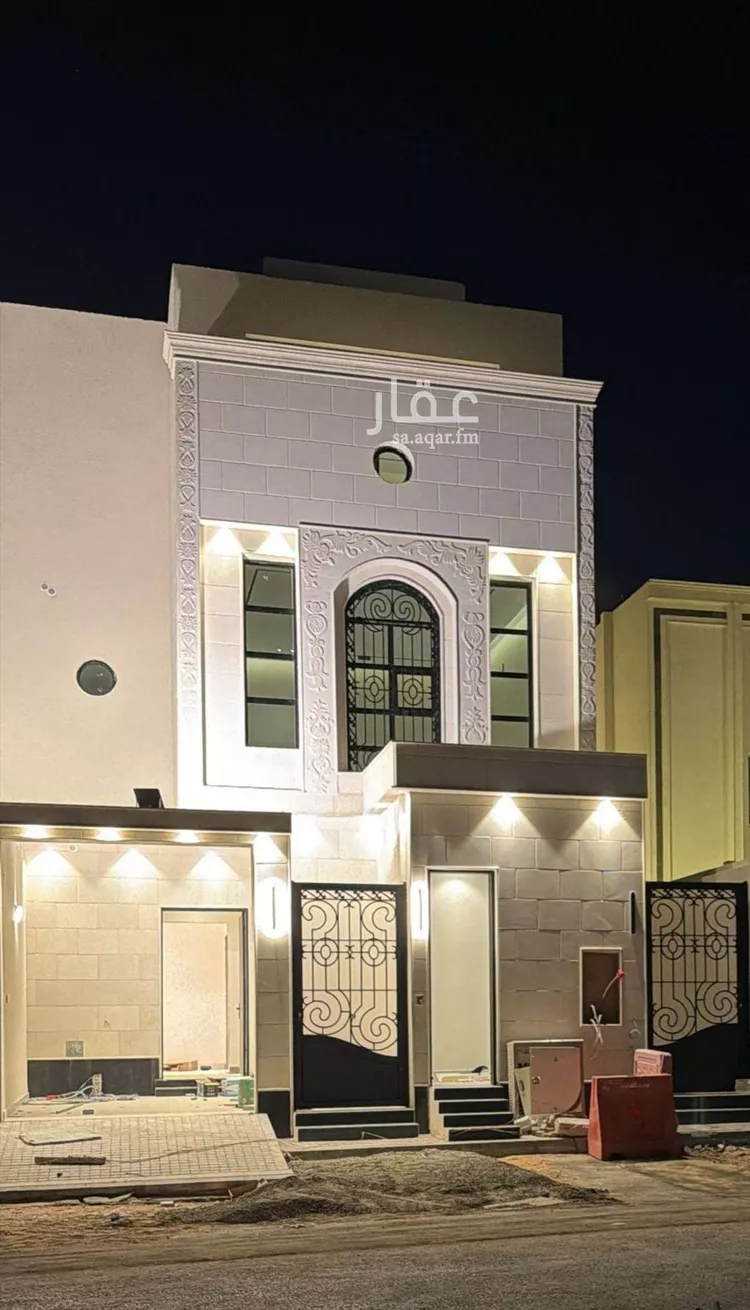 فيلا للبيع في شارع عقرباء 140, حي عقرباء, مدينة الجبيلة, منطقة الرياض